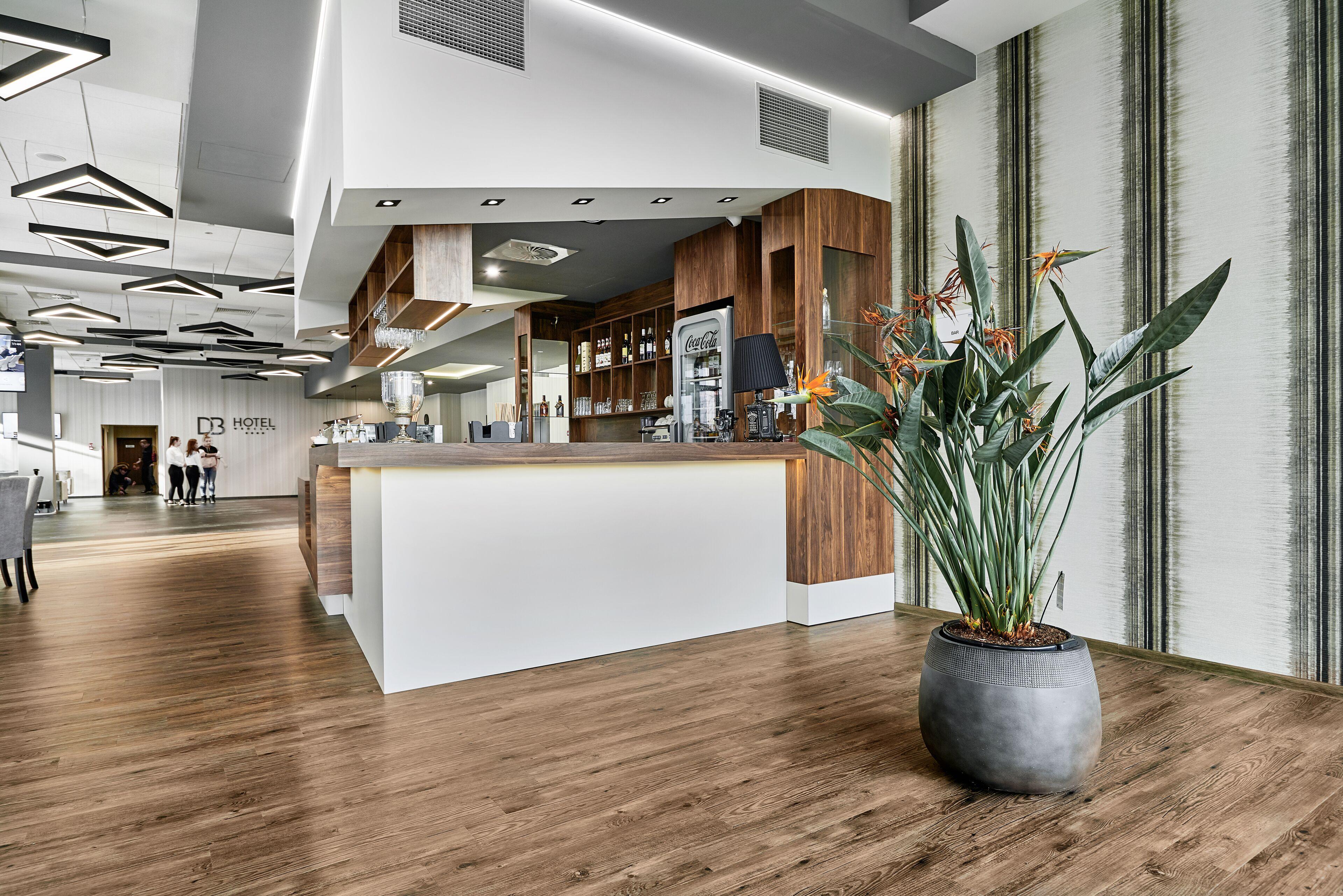 Db Hotel Wroclaw — Photos 1